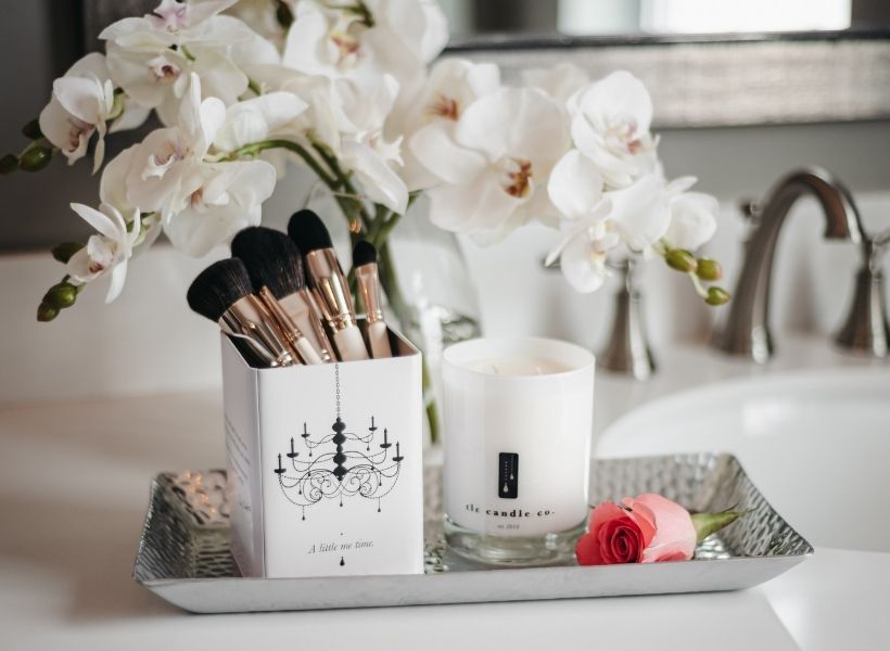 3 Reasons Scented Candles Make the Perfect Valentine’s Gift